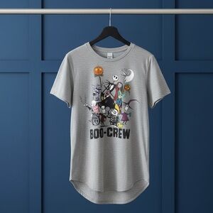 Nightmare Before Christmas Junior Women’s Gray T-Shirt - Size: XL (NWT)